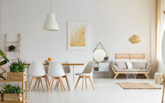 Property with horizontal slider